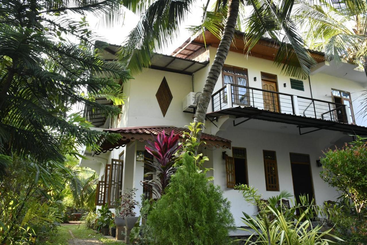 Pearl Bungalow Trincomalee Extérieur photo