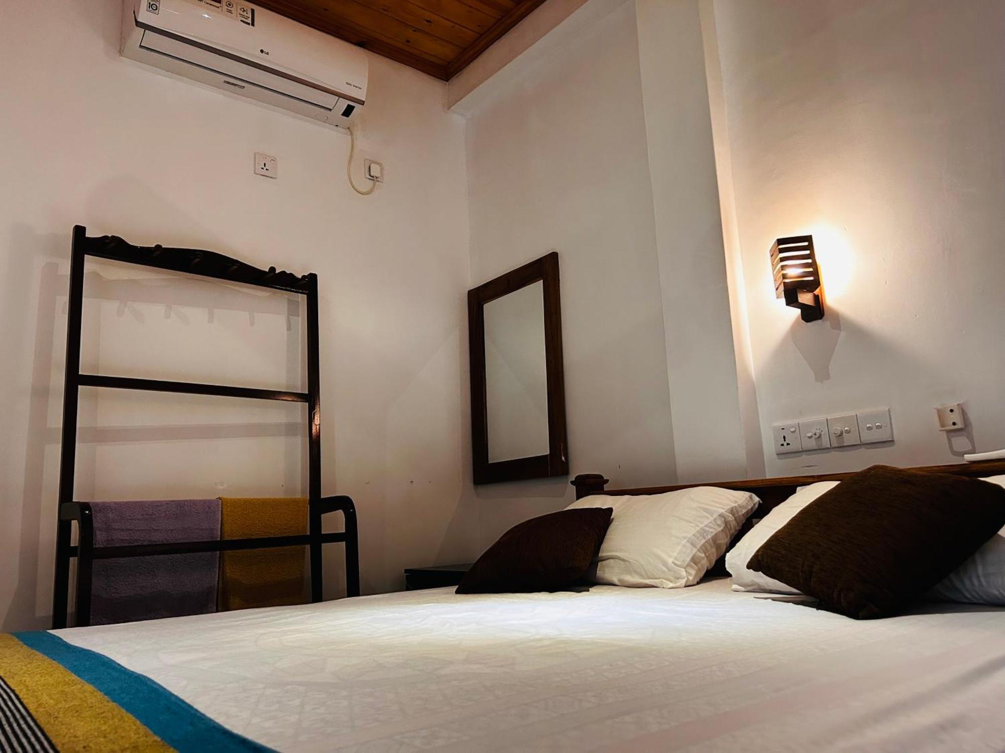 Pearl Bungalow Trincomalee Extérieur photo