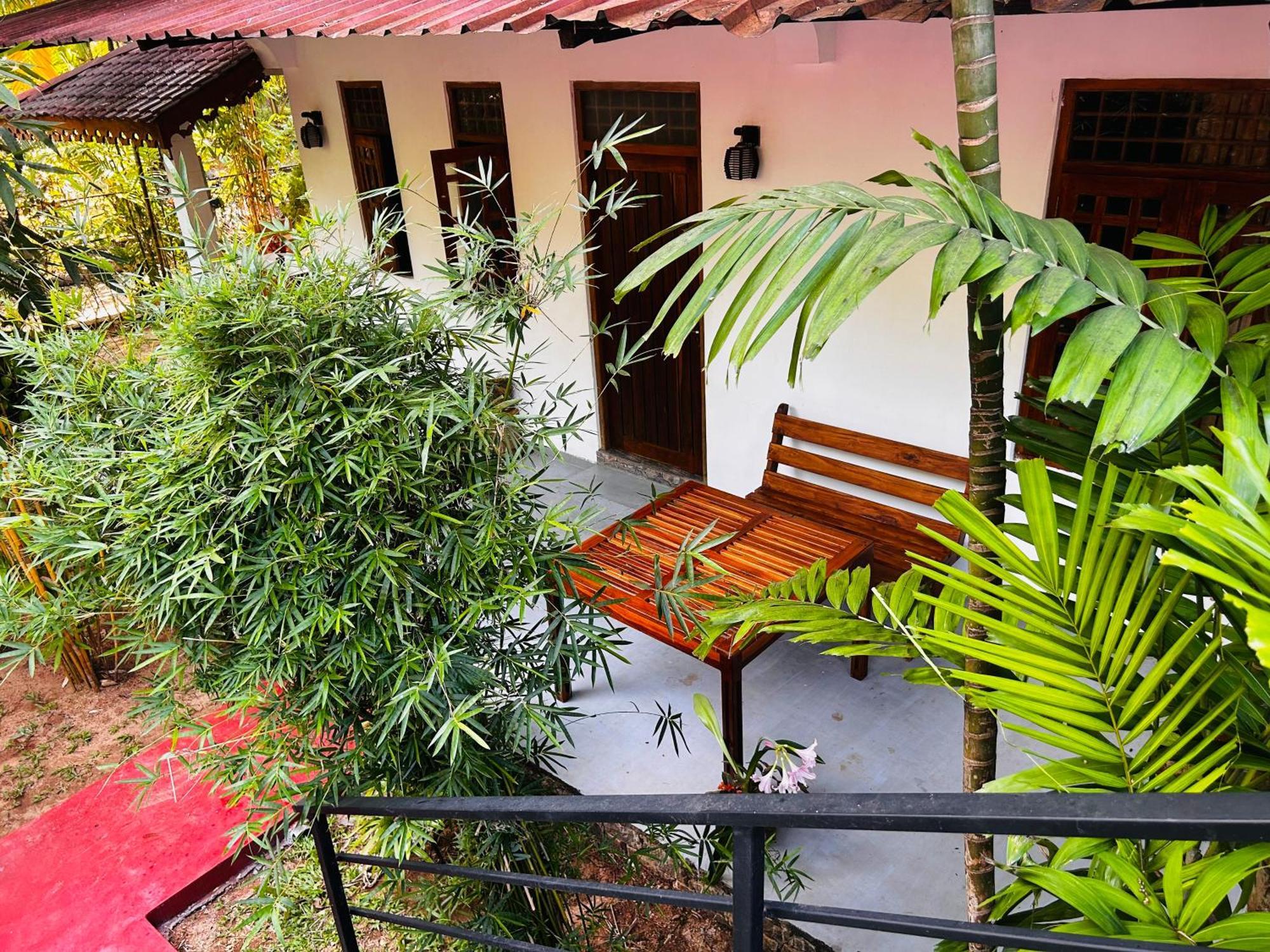 Pearl Bungalow Trincomalee Extérieur photo