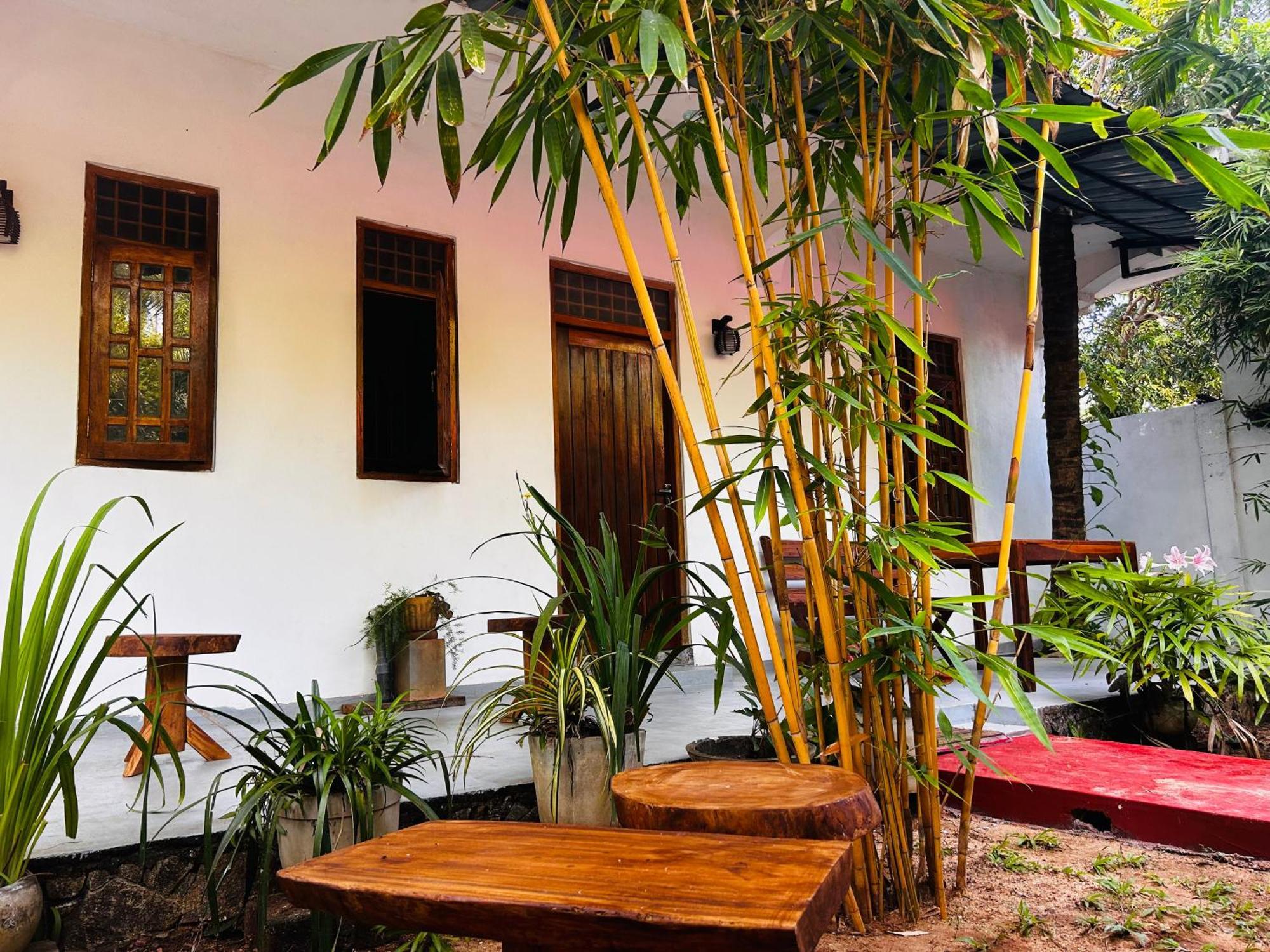 Pearl Bungalow Trincomalee Extérieur photo