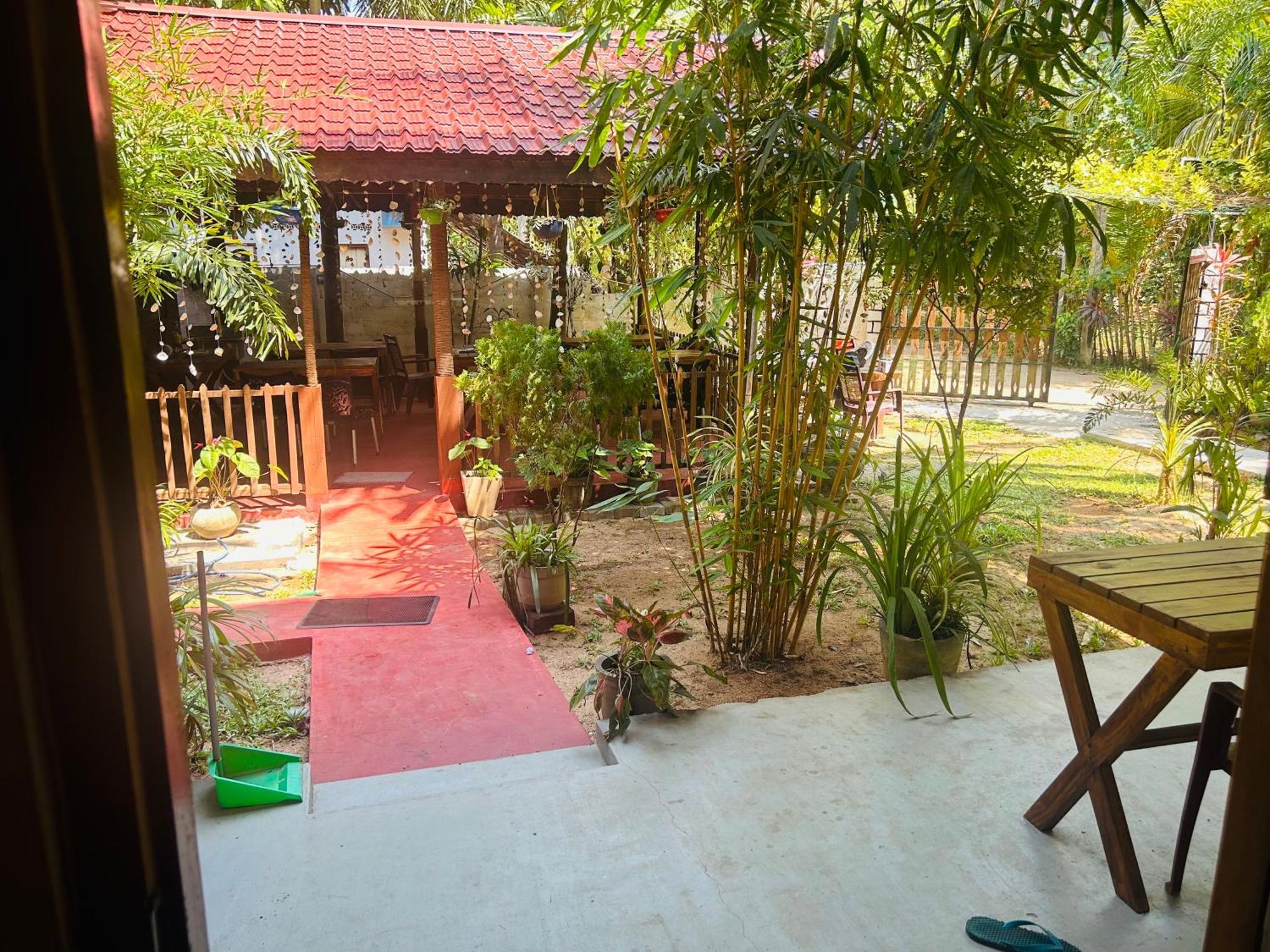 Pearl Bungalow Trincomalee Extérieur photo